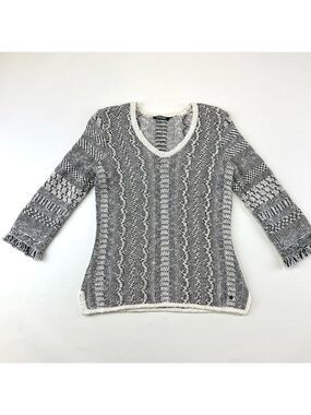 Olsen print three quarter sleeve pullover sweater with fringe Size 4